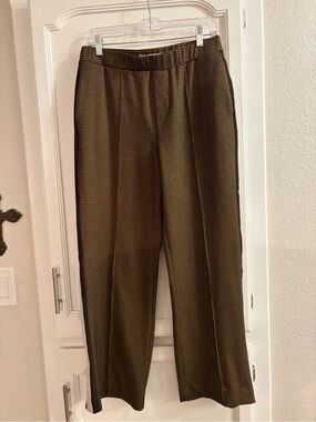 Dex Women’s Brown Houndstooth casual pants with pin stripes